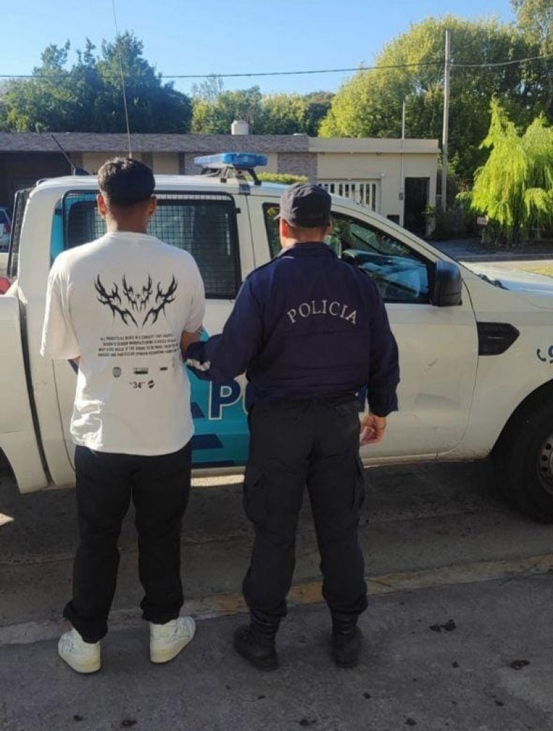 Viol� una prohibici�n de acercamiento y lo aprehendieron